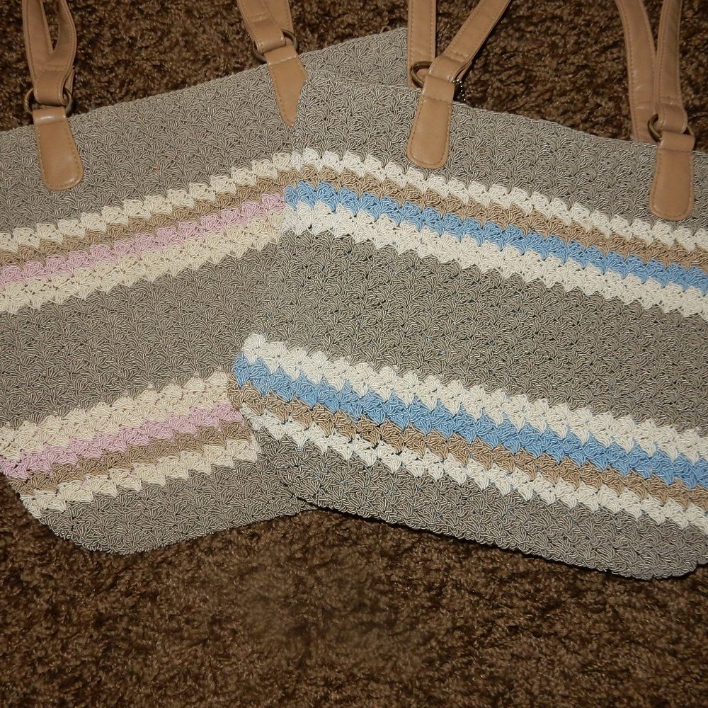 two crochet purses - Picture 2 of 11